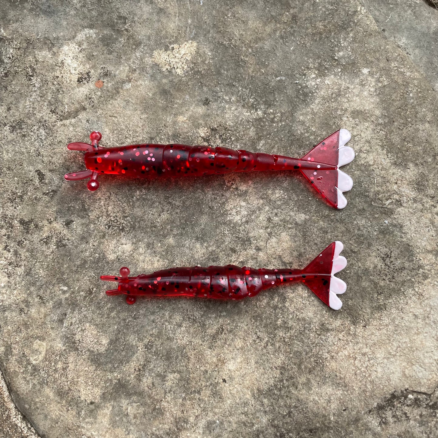 3" Finesse Shrimp strawberry w/white tails