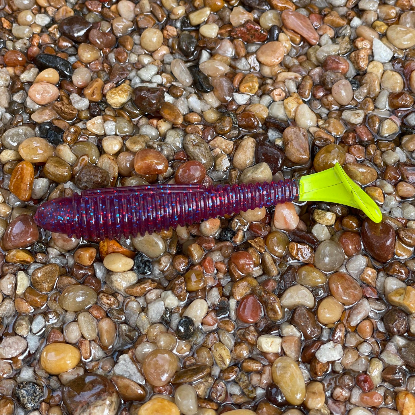 Flats Shad Plum w/Chartreuse Tail 3.8”