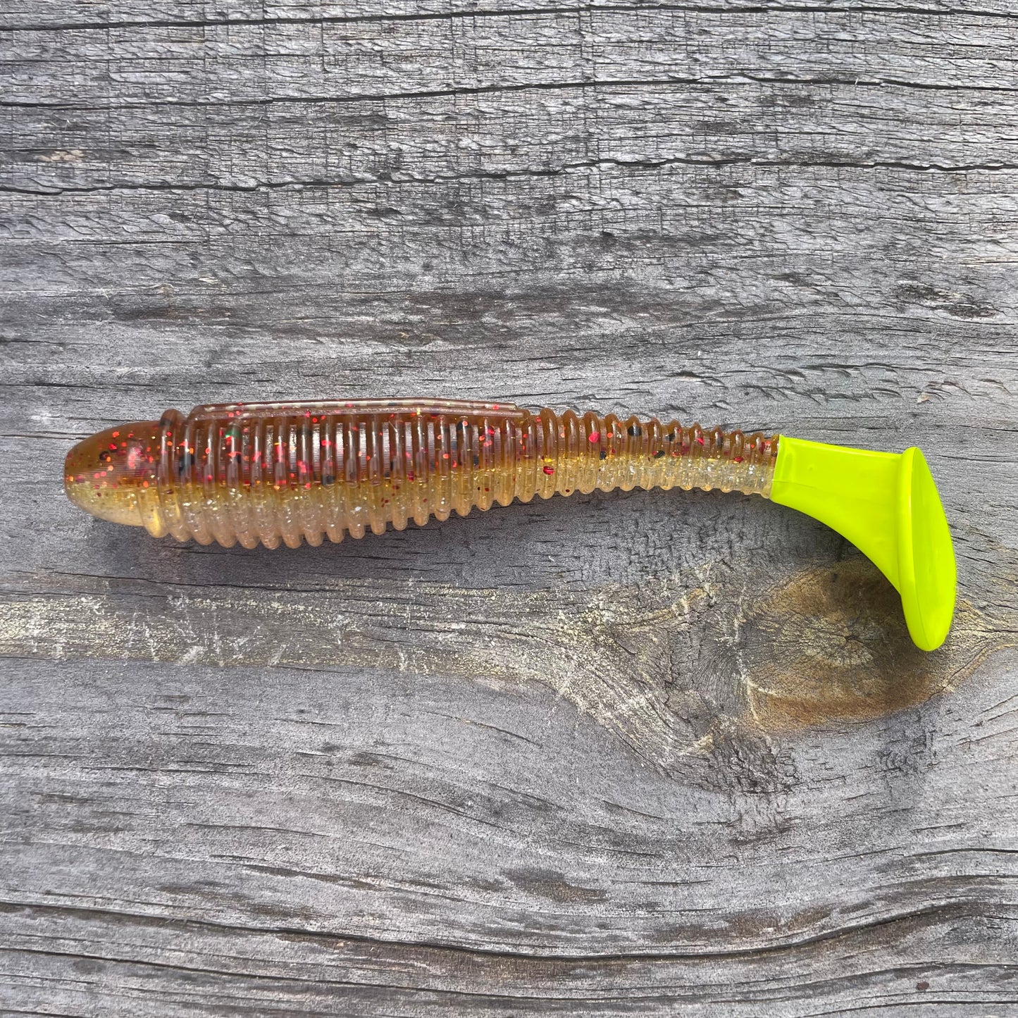 Flats Shad Croaker Ace W/ Chartreuse Tail 3.8”